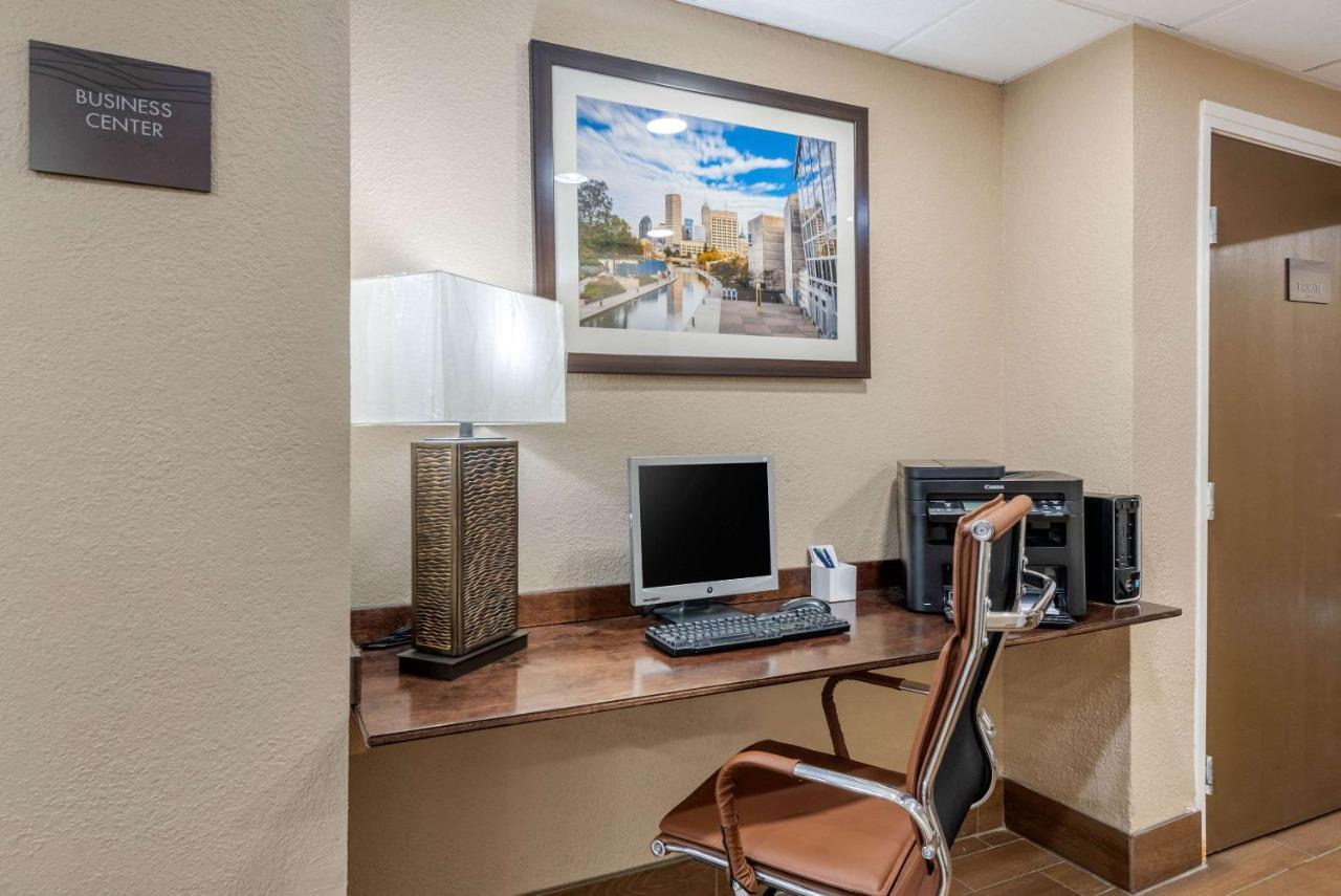 Comfort Inn South Ινδιανάπολη Εξωτερικό φωτογραφία